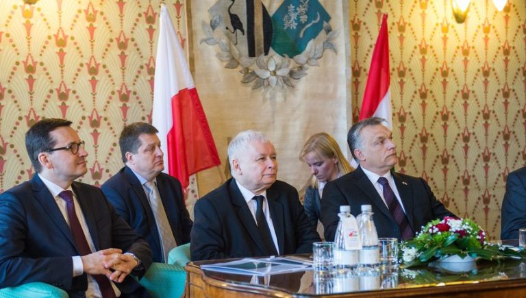 Este prea târziu ca Polonia să se întoarcă la democrație? Aflăm duminică