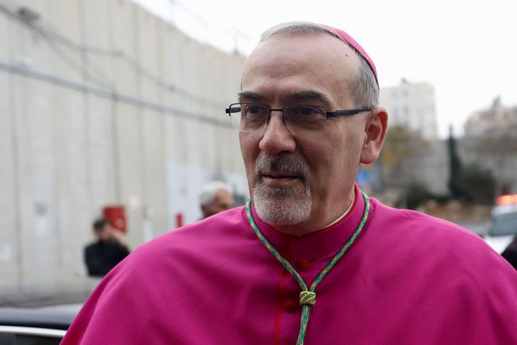 Patriarhul catolic al Ierusalimului se oferă la schimb cu ostaticii luați de Hamas