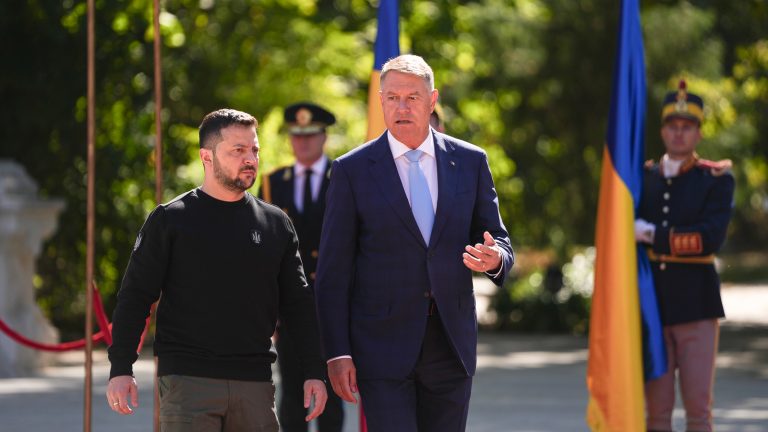 Zelenski, despre criza cerealelor: Slavă Domnului, a apărut România inteligentă şi preşedintele Klaus Iohannis m-a ajutat pur şi simplu