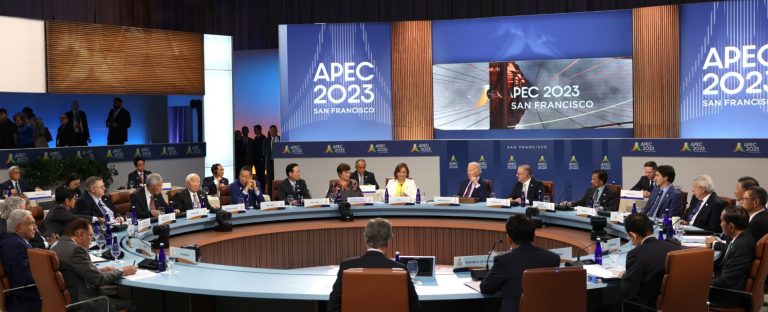 Summitul APEC s-a încheiat vineri cu o declaraţie comună fără referiri la Ucraina sau Orientul Mijlociu
