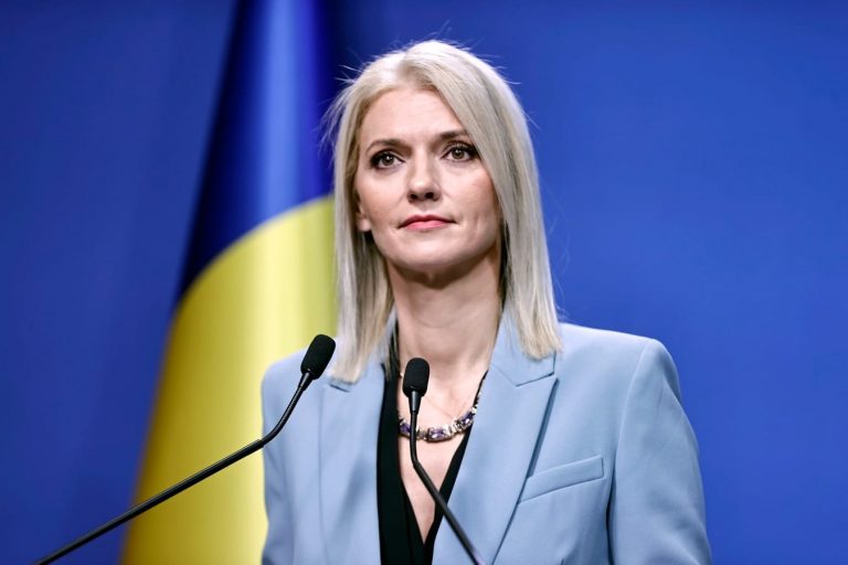 Alina Gorghiu: Regulile utilizării inteligenţei artificiale trebuie definite în clar de comunitatea internaţională