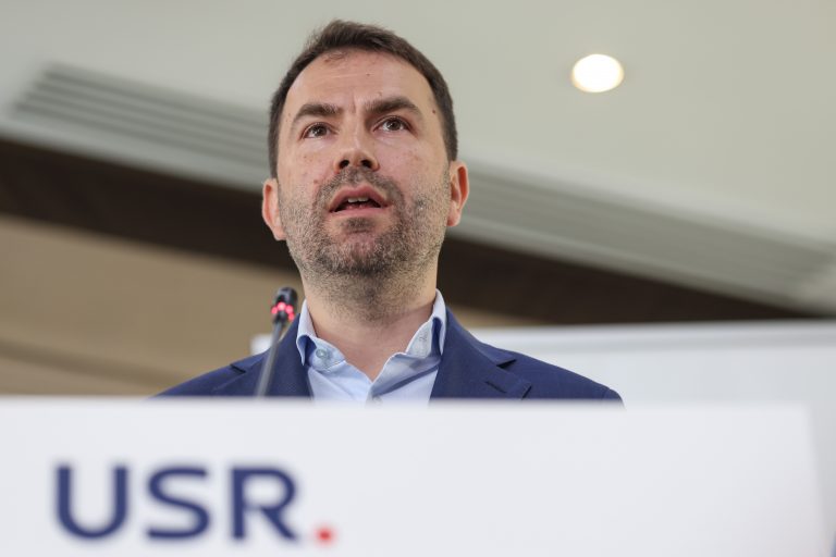 Drulă, după anunţul lui Ciolacu: E un comportament imatur, de mimoză care se dă rănită de cuvintele USR