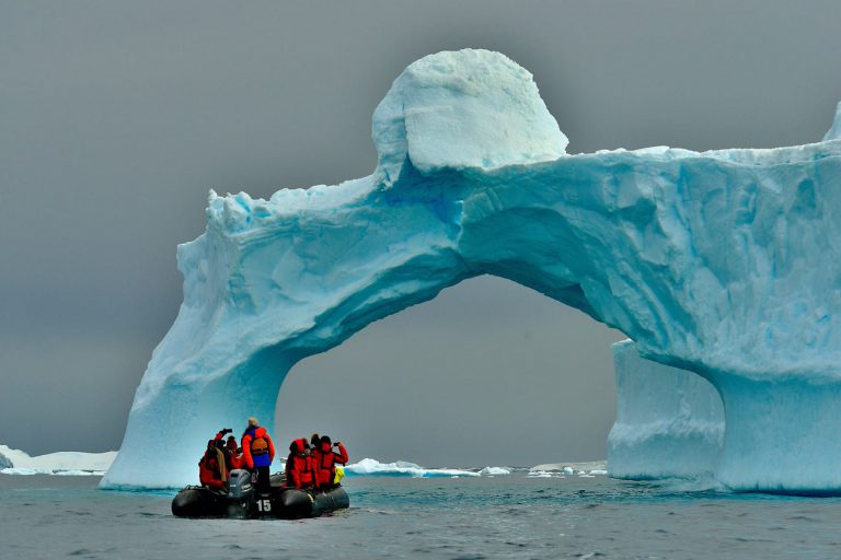 Topirea gheţarilor ar putea avea un impact redus asupra nivelurilor mării, dar un impact major asupra circulaţiei curenţilor oceanici – studiu