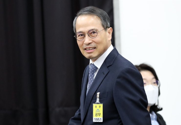 Şeful spionajului sud-coreean Kim Kyou-hyun şi doi conducători ai National Intelligence Service demisionează