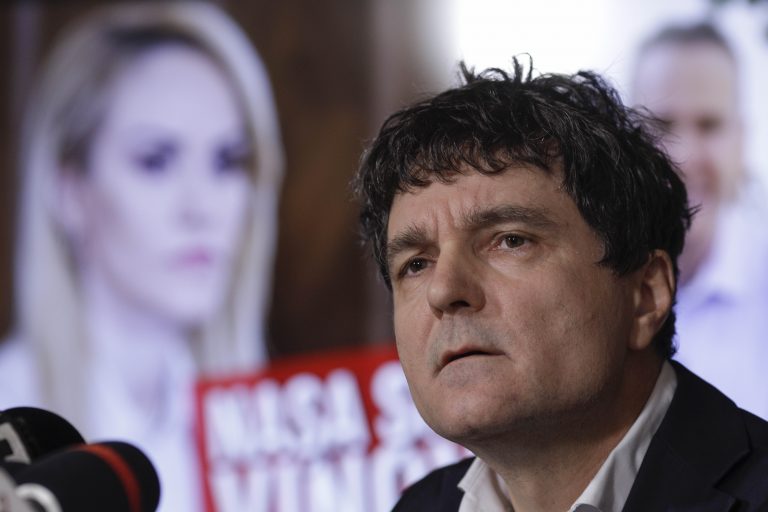 Nicuşor Dan: Firea şi Negoiţă au distrus şansele de anulare a retrocedării celor 12 hectare din Parcul IOR