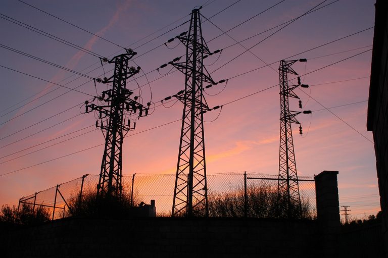 Ministrul Energiei dezminte informațiile distribuite în mediul online privind o pană majoră de curent în timpul alegerilor: Nu există niciun risc de blackout în România