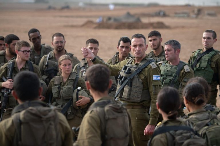 Opiniile despre Israel sunt înșelător de negative în online. Sprijinul pentru palestinieni este mult mai mare pe rețelele sociale decât în sondajele corect ponderate
