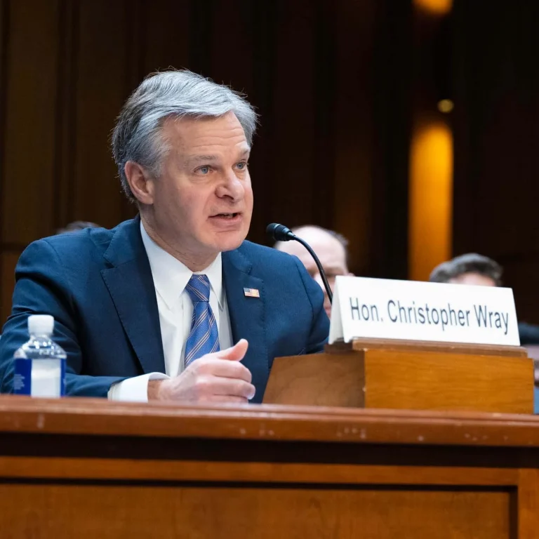 Audiat în Congres, şeful FBI a spus că cel care a vrut să-l ucidă pe Trump a căutat detalii despre asasinarea lui JFK şi a lansat o dronă în apropierea locului mitingului