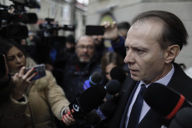 Florin Cîţu, audiat la DNA în dosarul achiziţiei de vaccinuri din pandemie