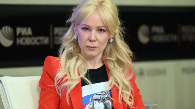 Mama Rusia. Cine este Ecaterina Mizulina, chipul cenzurii online, spaima vedetelor și icoana tineretului putinist