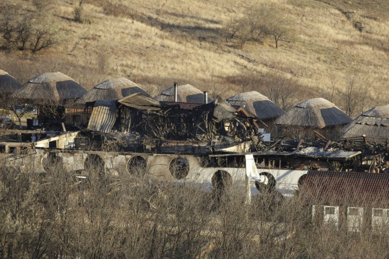 Incendiul de la Ferma Dacilor. Ce spune avocatul lui Cornel Dinicu
