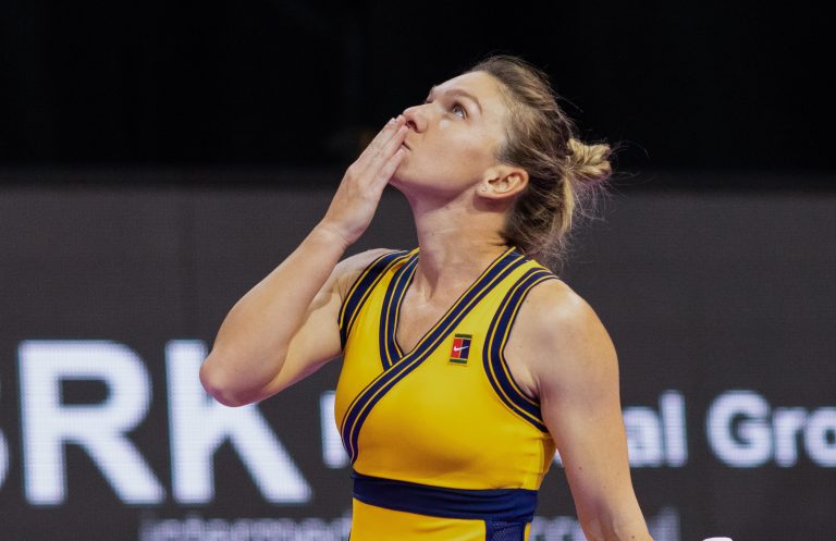 Simona Halep: Coşmarul pe care l-am trăit timp de un an şi jumătate s-a terminat. Acum aştept decizia cu capul sus