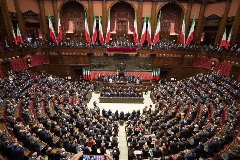 Parlamentul italian a respins reforma fondului de salvare al zonei euro