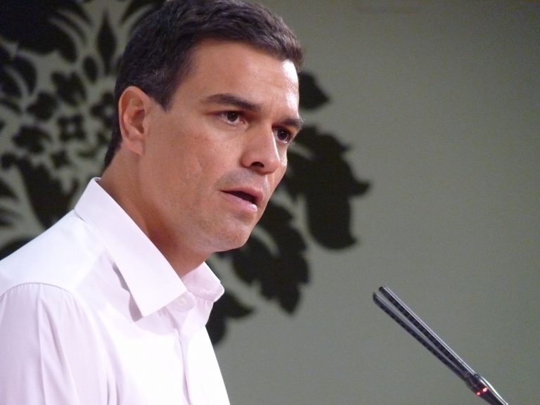 Guvernul spaniol al socialistului Pedro Sanchez implicat într-un scandal de corupţie cu privire la contracte de achiziţie de măşti sanitare în timpul pandemiei covid-19