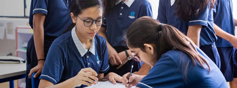 Asia, în fruntea testelor PISA, marcate de o ”scădere inedită” a rezultatelor. Țările cu cele mai bune rezultate