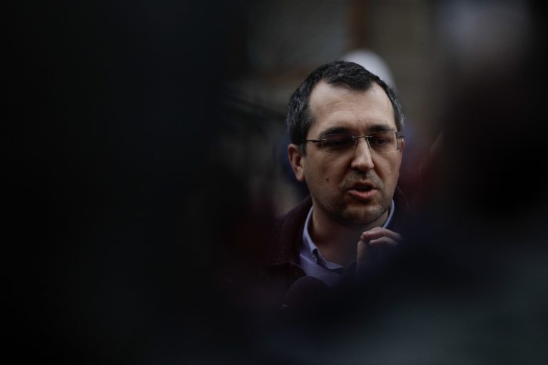 Vlad Voiculescu, urmărit penal de DNA în dosarul vaccinurilor. Este acuzat de abuz în serviciu, cu consecinţe deosebit de grave