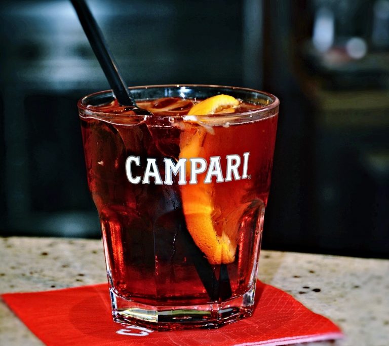 Campari va plăti 1,2 miliarde de dolari pentru achiziţionarea Courvoisier