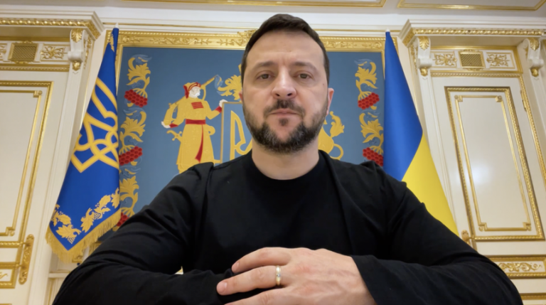 Volodimir Zelenski vorbeşte despre ”lupte crâncene” în Harkov, la graniţa rusă