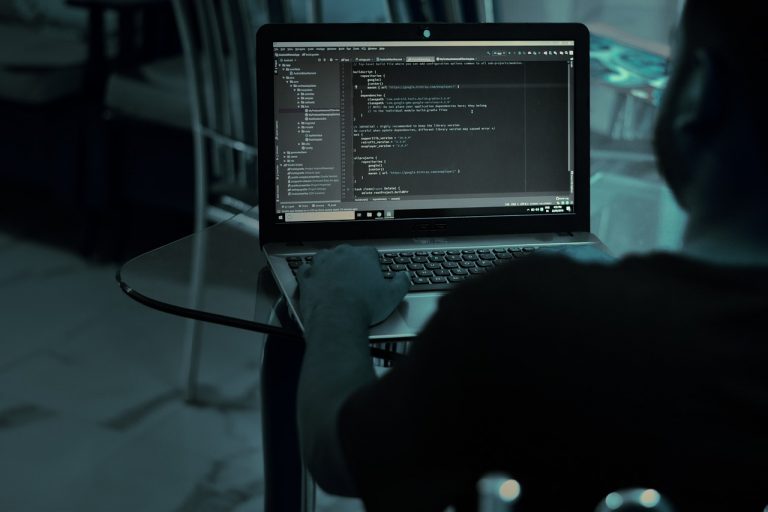 CSIS: Consolidarea domeniului cibernetic al Moldovei într-o perioadă a atacurilor frecvente