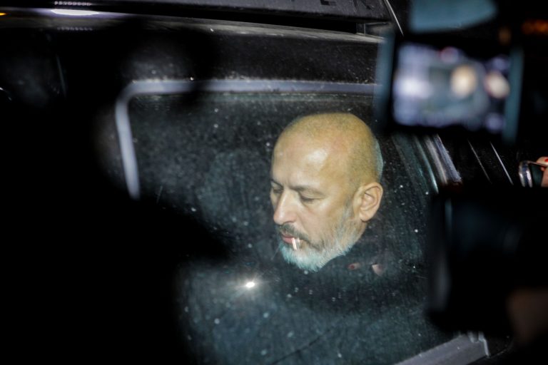 Patronul pensiunii Ferma Dacilor scapă de arestul la domiciliu