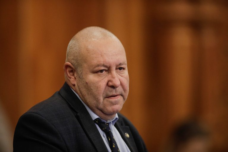 Fenechiu: PNL vrea comasarea alegerilor pentru că este în interesul bugetului şi al copiilor. Le salvăm 10-12 zile de şcoală