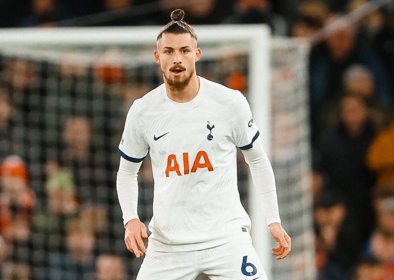 Radu Drăgușin a debutat la Tottenham, în Premier League