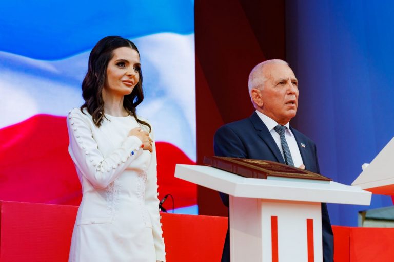Autorităţile din Găgăuzia cer bani de la România, UE, SUA şi Rusia, după ce au fost obligate să ramburseze TVA către firme din bugetul local