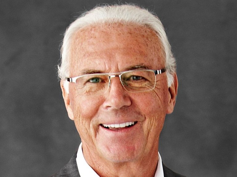 Legenda fotbalului german Franz Beckenbauer a încetat din viață