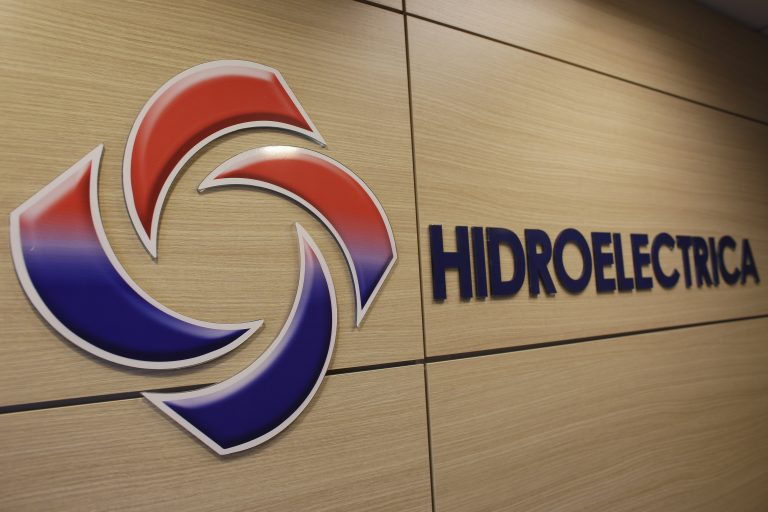 Bogdan Badea se retrage din cursa pentru şefia Hidroelectrica, invocând presiuni politice