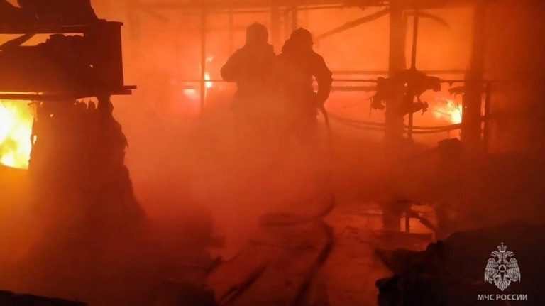 Prețuri-record la benzină, în Rusia, după atacurile ucrainene asupra rafinăriilor