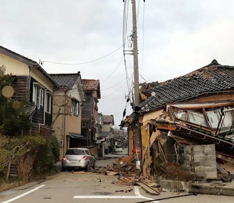 Cutremurul din Japonia îi va costa pe asiguratori aproximativ 6,4 miliarde de dolari