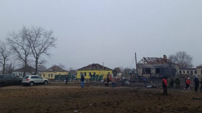 VIDEO | Armata rusă a bombardat din greşeală un sat rusesc