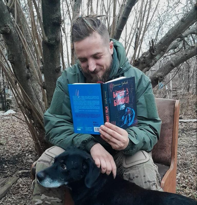 Tristeţe şi şoc în Ucraina după moartea pe front a unui renumit poet