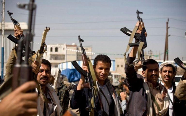 Lumea arabă ar trebui să se ocupe de fanaticii Houthi din Yemen