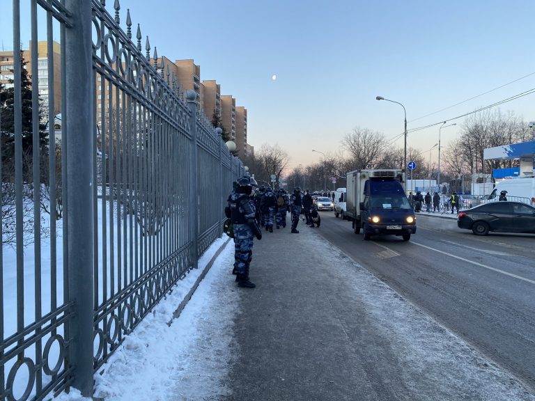 Cum plănuiește regimul Putin să confiște proprietățile activiștilor anti-război și altor inamici publici