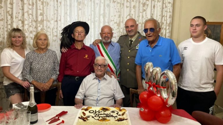 Cel mai bătrân bărbat din Italia a murit la vârsta de 111 ani