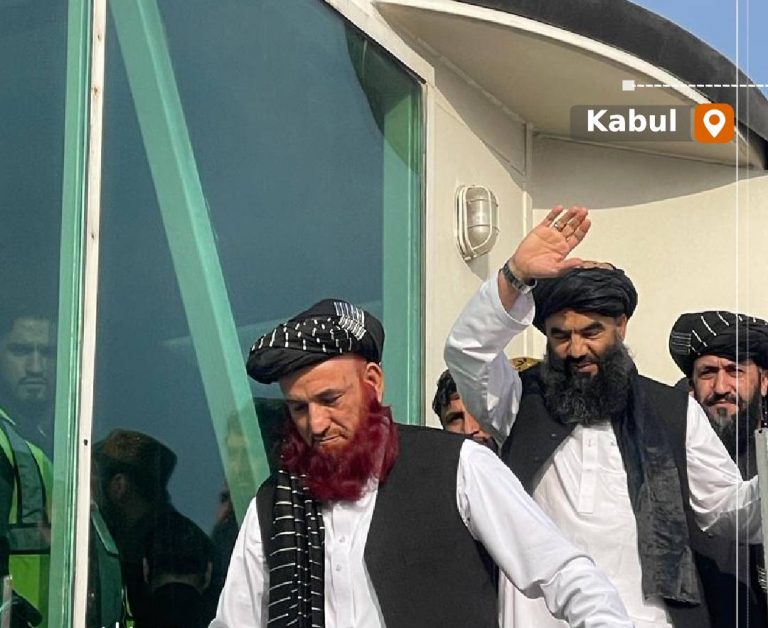 Doi foşti deţinuţi de la Guantanamo se întorc în Afganistan la 20 de ani după arestare