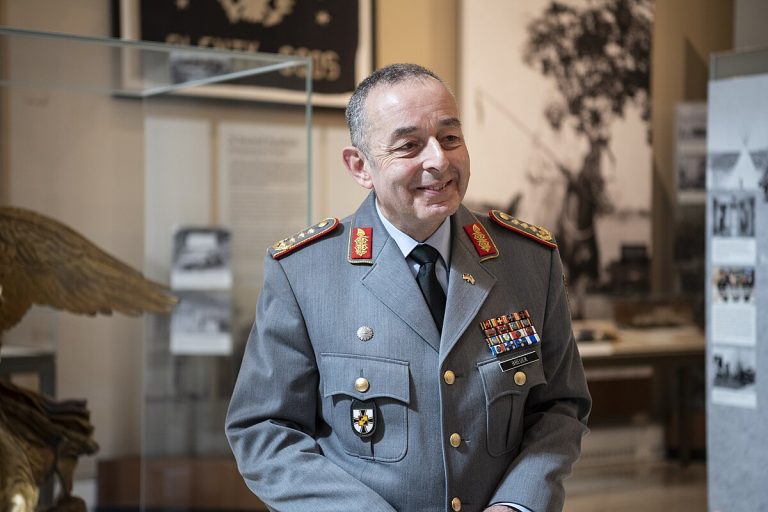 Armata germană trebuie să fie “aptă pentru război” în cinci ani (şeful de stat major)