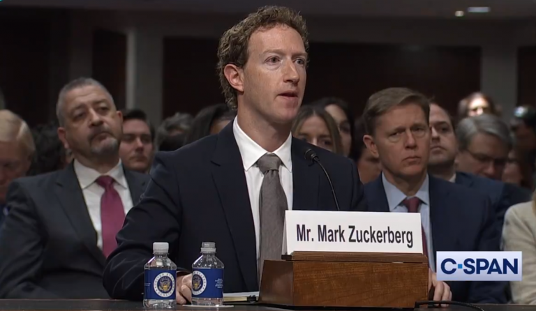 Proces istoric în SUA privind dependența tinerilor de rețele sociale: Mark Zuckerberg va fi audiat în instanță