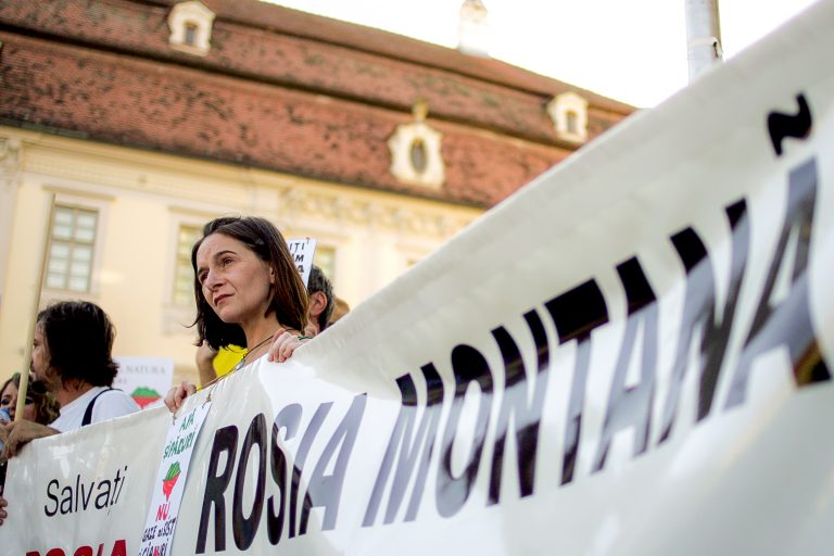Dosarul Roşia Montană. Valoarea actualizată a despăgubirilor solicitate este de aproximativ 6,7 miliarde de dolari – Guvern