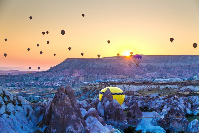 TGA: Aproape un milion de turişti români au vizitat Turcia în 2023