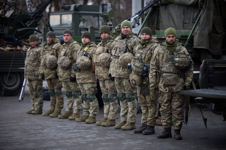 Polonia doreşte să formeze o unitate militară cu ucraineni aflaţi în această ţară şi mobilizaţi în Ucraina