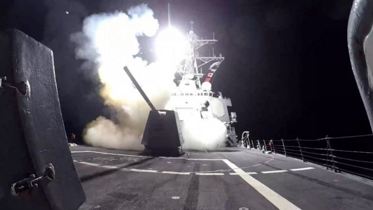 Statele Unite au atacat sisteme de rachete huthi în Yemen