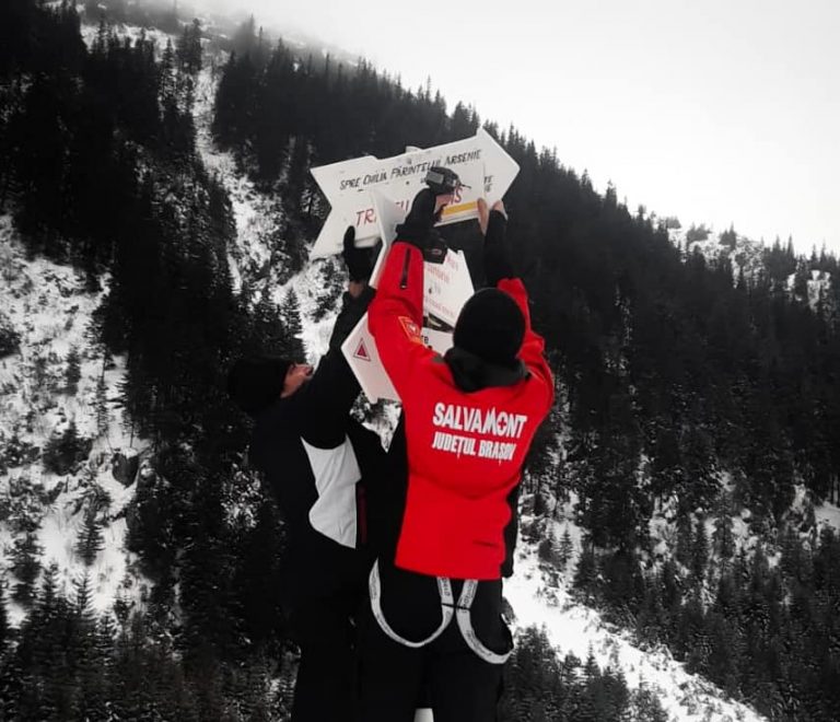 Risc însemnat de avalanşă în munţii Bucegi şi Făgăraş / Avertismentul salvamontiștilor