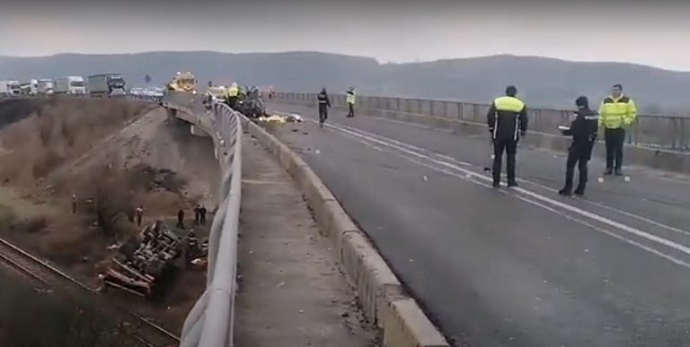 VIDEO | Three killed in road accident in Transylvania