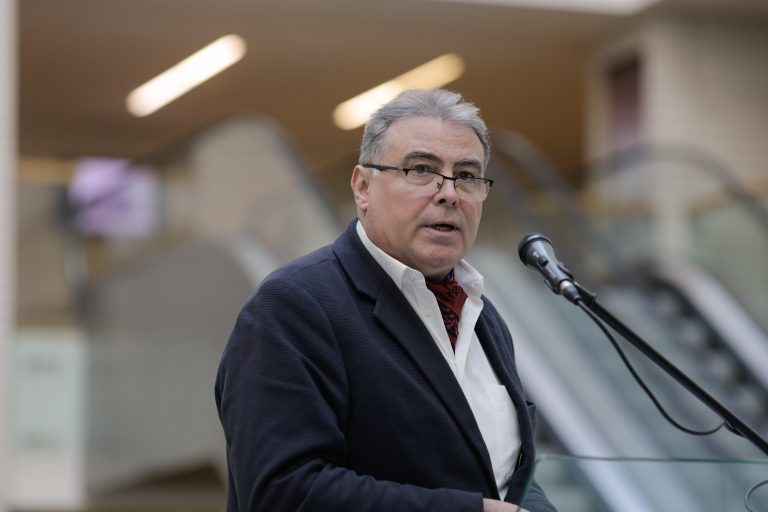 Adrian Cioroianu: Desemnarea ca premier a lui Marcel Ciolacu poate fi şi un act de curaj, dar şi un pariu politic foarte dur