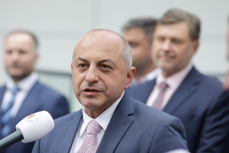 Cătălin Cîrstoiu: Mandatul meu este pe masa coaliției/ Nu am făcut nimic care să imi dea perspectiva că sunt în incompatibilitate