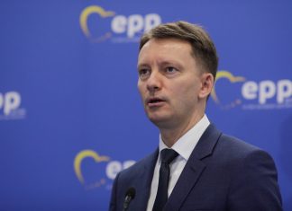 Siegfried Mureșan (PNL): Rusia „încearcă să intimideze România” pentru a alimenta presiunea de a vota rapid un guvern, chiar dacă acesta este unul slab