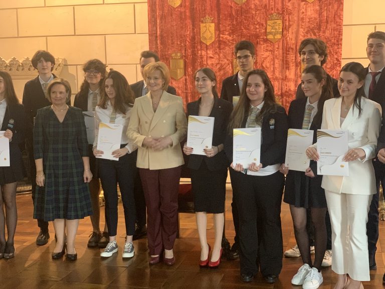 Romania’s Princess Margareta hands out awards to elite graduates of Duke of Edinburgh scheme