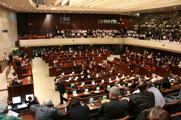 Parlamentul israelian a adoptat o rezoluţie împotriva ”creării unui stat palestinian”